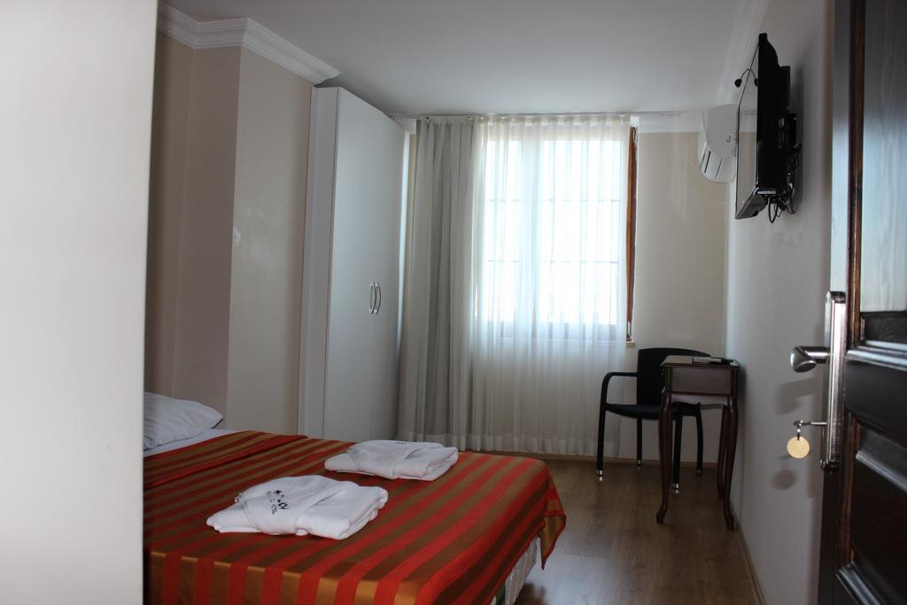 My Way Terrace Hotel Adalar Phòng bức ảnh